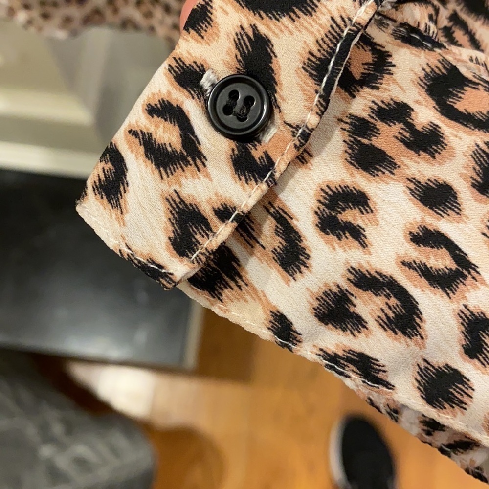 Leopard Cheetah Animal Print Blouse XL - Picture 5 of 6